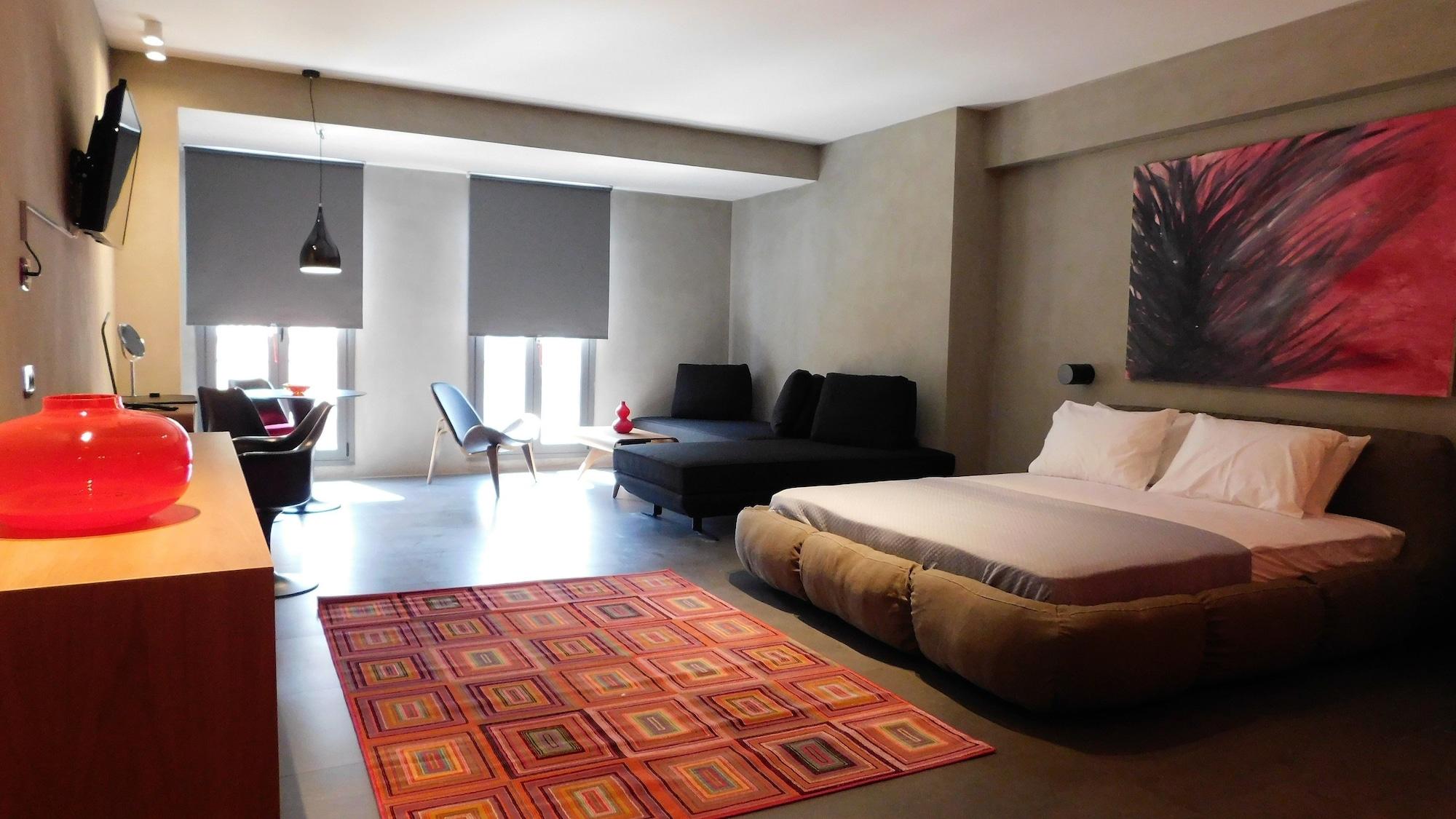 101 Adrianou Apartments Atene Esterno foto